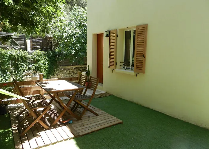 La Petite Maison